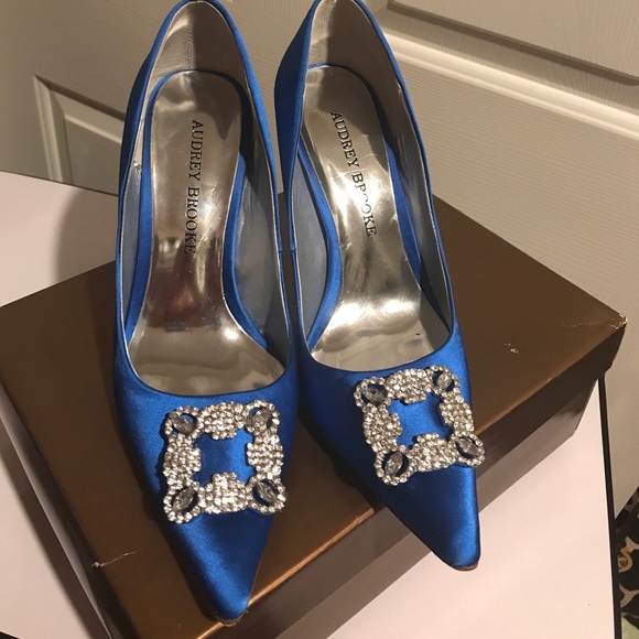 Audrey Brooke blue satin high heels - Picture 2 of 8